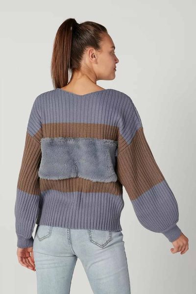 Textured Sweater With Round Neck And Long Sleeves