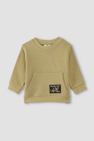 Kangaroo Pocket Sweatshirt