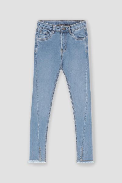 Light Wash Frayed Denim Jeans