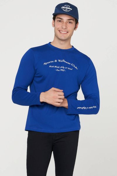 Long Sleeves Typography T-Shirt