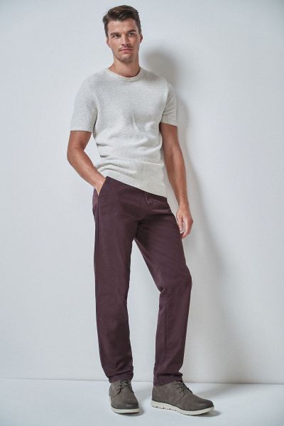 Stretch Chinos- Straight Fit