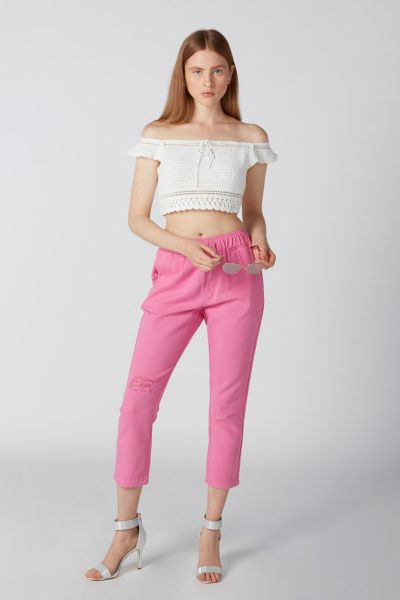 Cropped High-Rise Distressed Pants with Pocket Detail