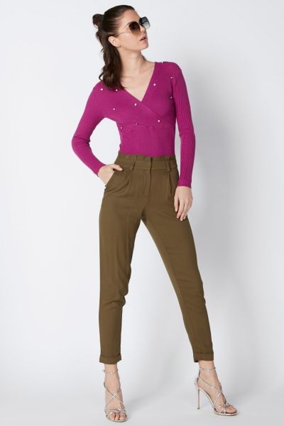 Full Length Mid-Rise Chinos in Relaxed Fit with Pocket Detail