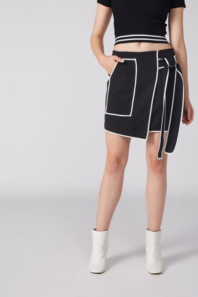 Tie Up Mini Skirt with Pocket and Contrast Detail