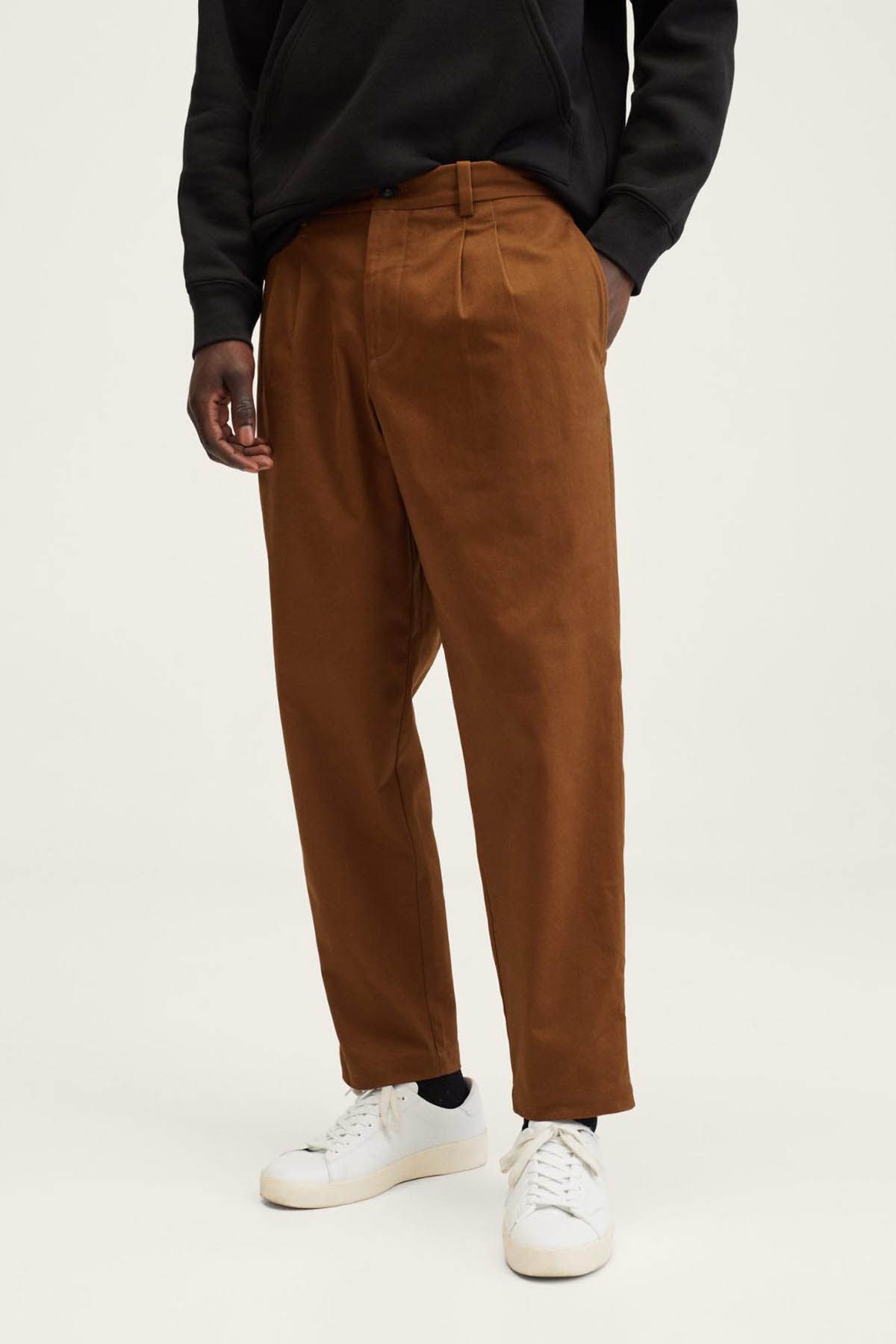 Pleated Cotton Pants with Insert Pockets