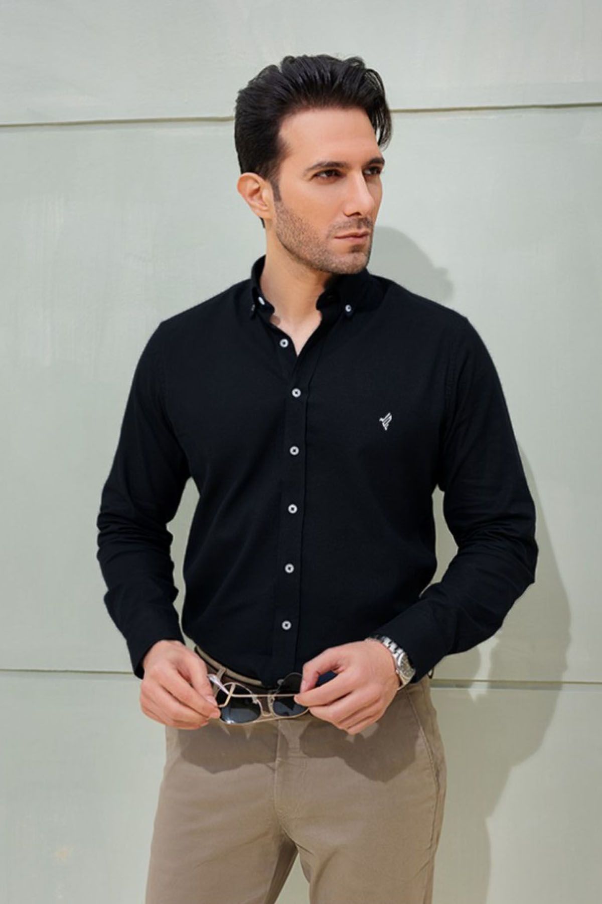 FITTED Black Button Down Shirt (Modern Fit) Black Men Shirts