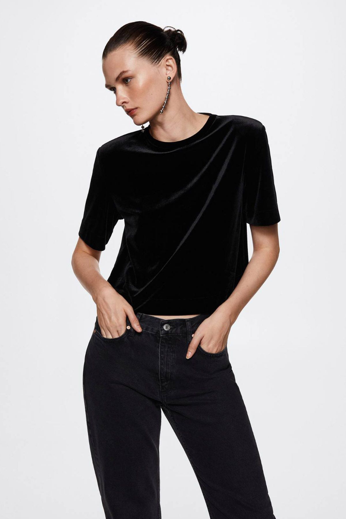 Black top discount with shoulder pads