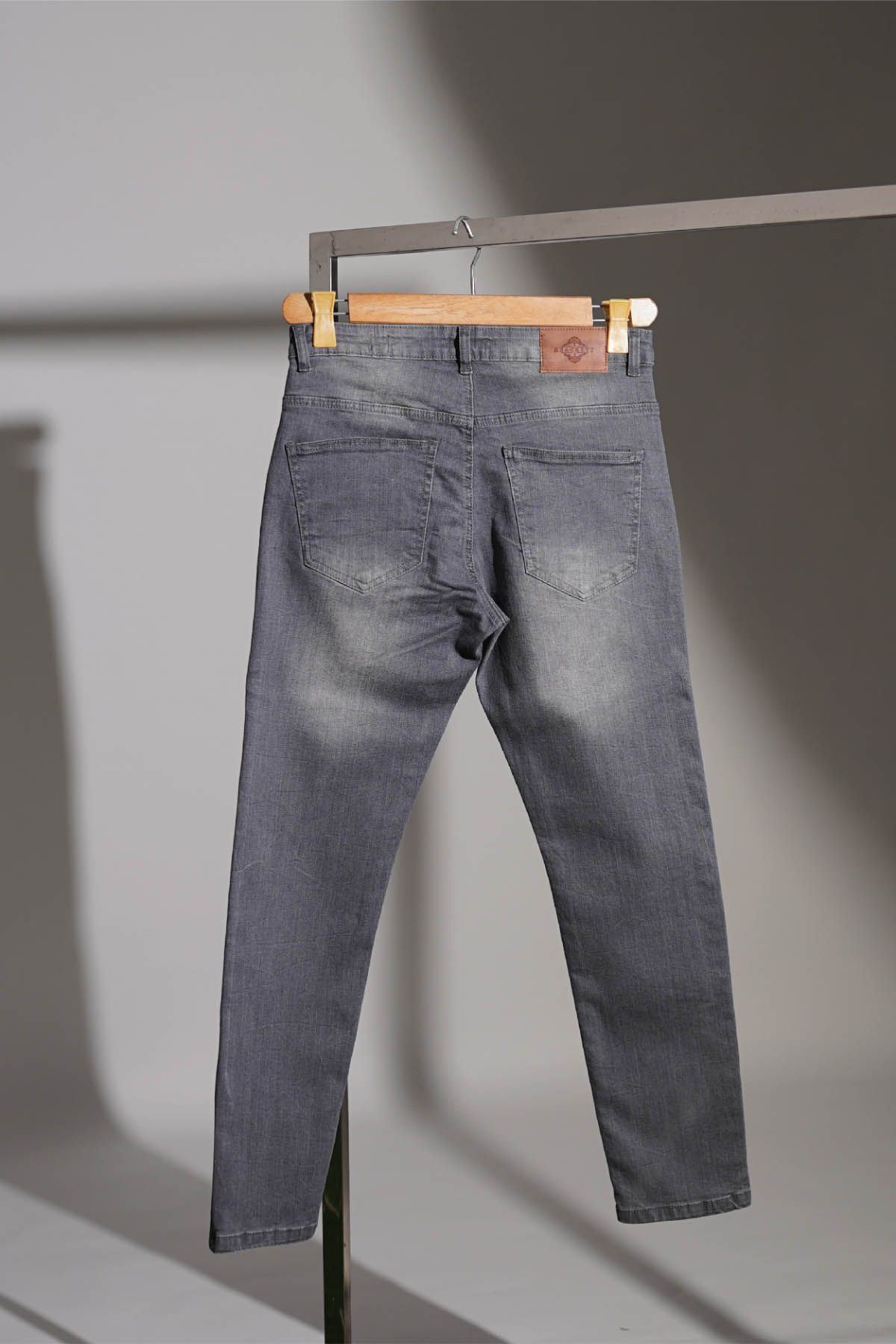 BRACKETS Slim Straight Fit Denim Pants Grey Men Jeans