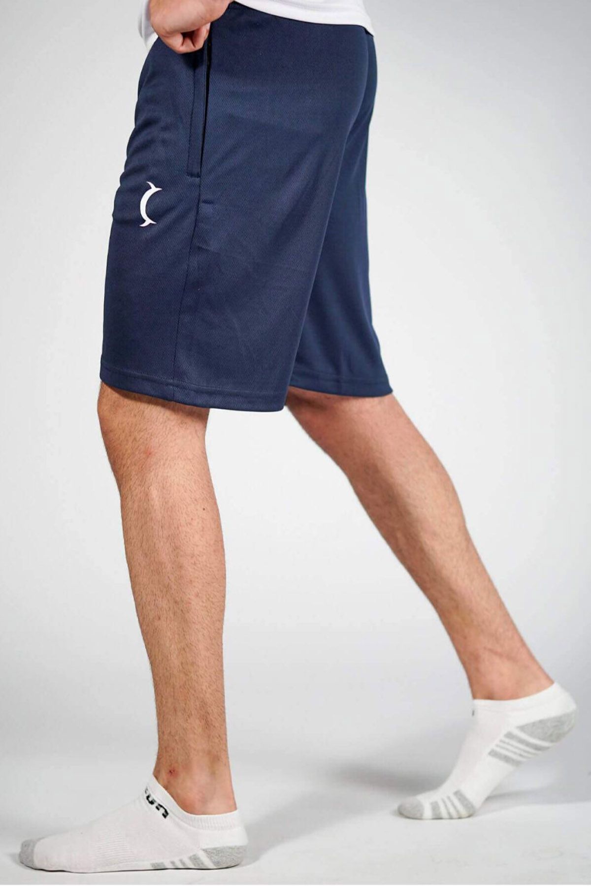 Featherweight Shorts - Navy