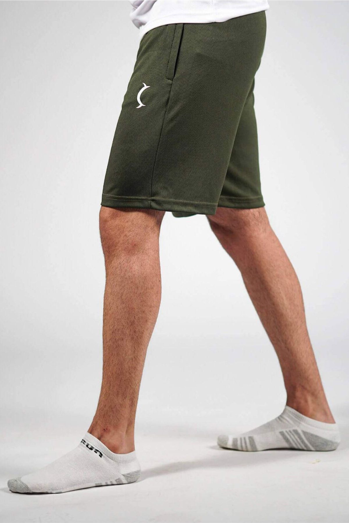 Featherweight Shorts - Olive