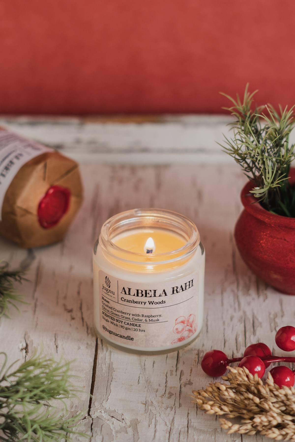 Albela Rahi (Cranberry Woods) - Hand-Poured Soy Candle